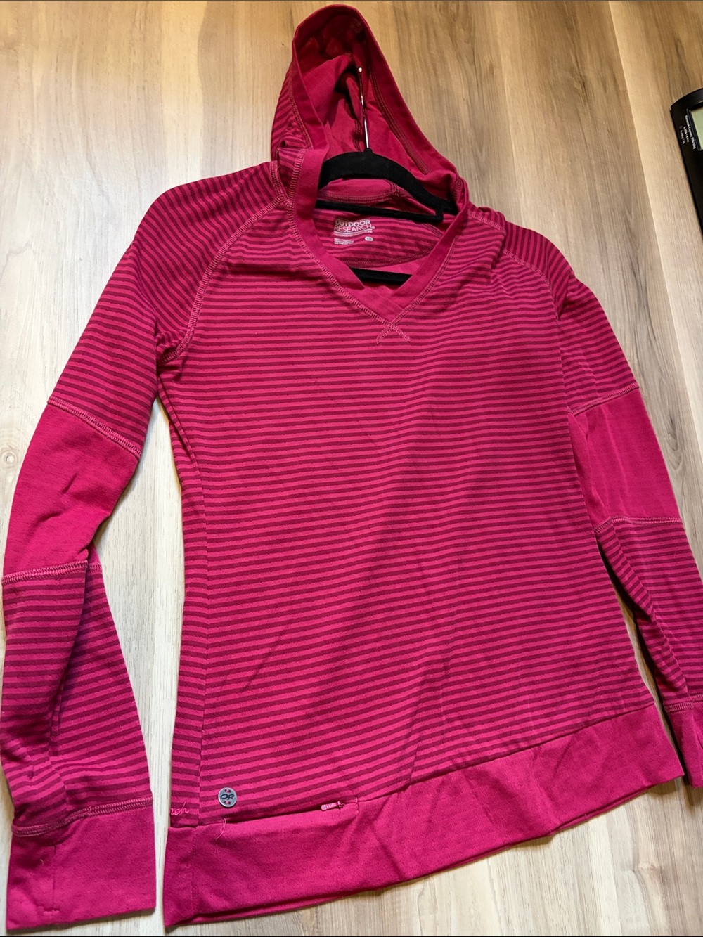 Outdoor research Women’s Hooded Stripe Pullover - small